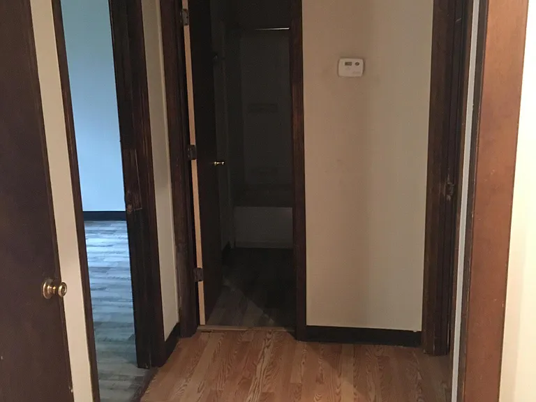 913 Davis St #B — Photo 3
