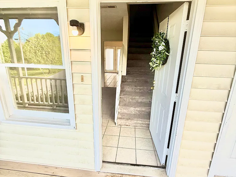 342 Old Gray Station Rd #B — Photo 10
