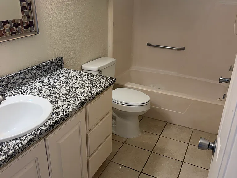 901 Quetzal St #4 — Photo 8