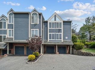 254 Cambridge Dr, Ramsey, NJ 07446