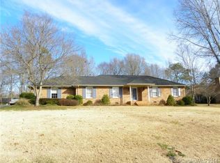 2002 Shamrock Ave, Lancaster, SC 29720