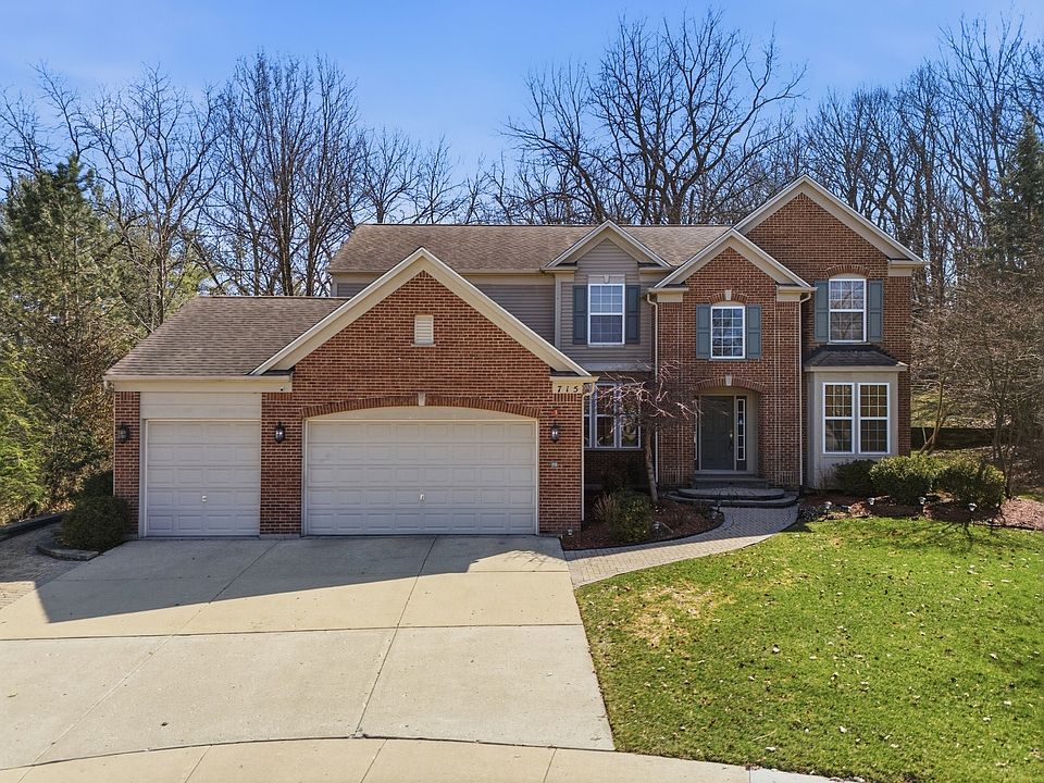 1st image of 715 Blue Ridge Dr