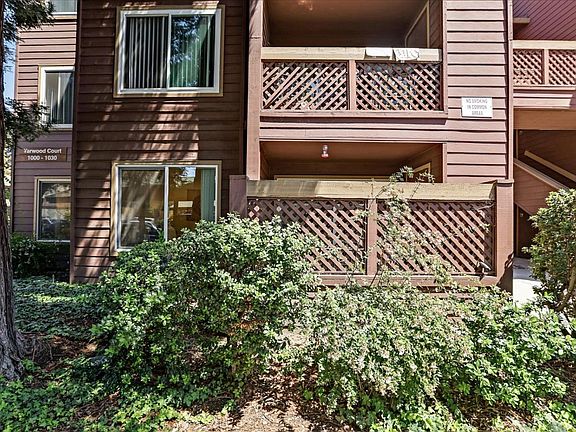 2nd image of 1000 Yarwood Ct