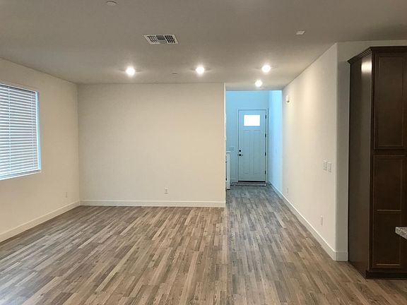 4th image of 2750 Mossy Creek St