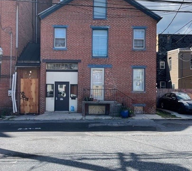 1st image of 1010 Susquehanna St APT 4