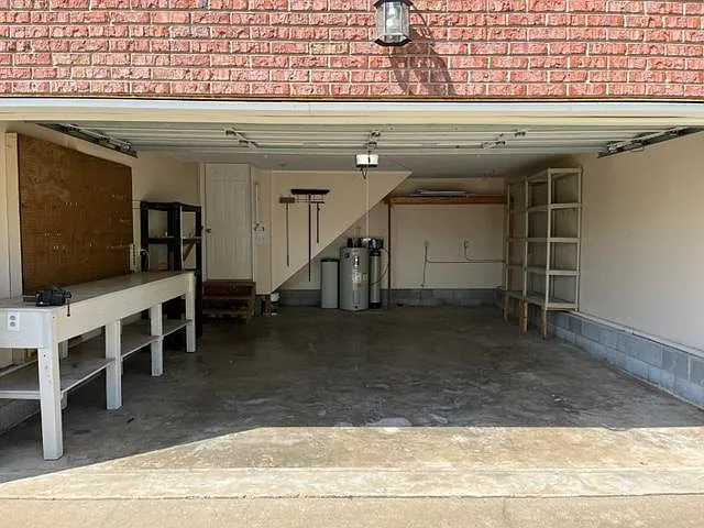3 bed, 1768 sqft, $1,800 — Photo 2