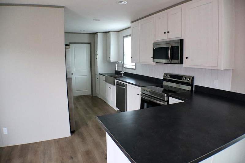 2nd image of 6220 Katy Hockley Rd #78