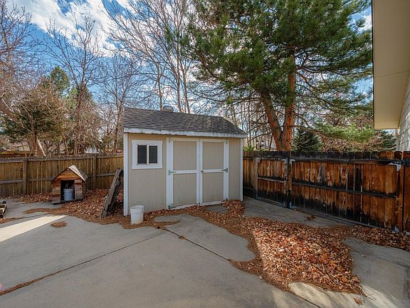 5th image of 400 Bobolink Ct