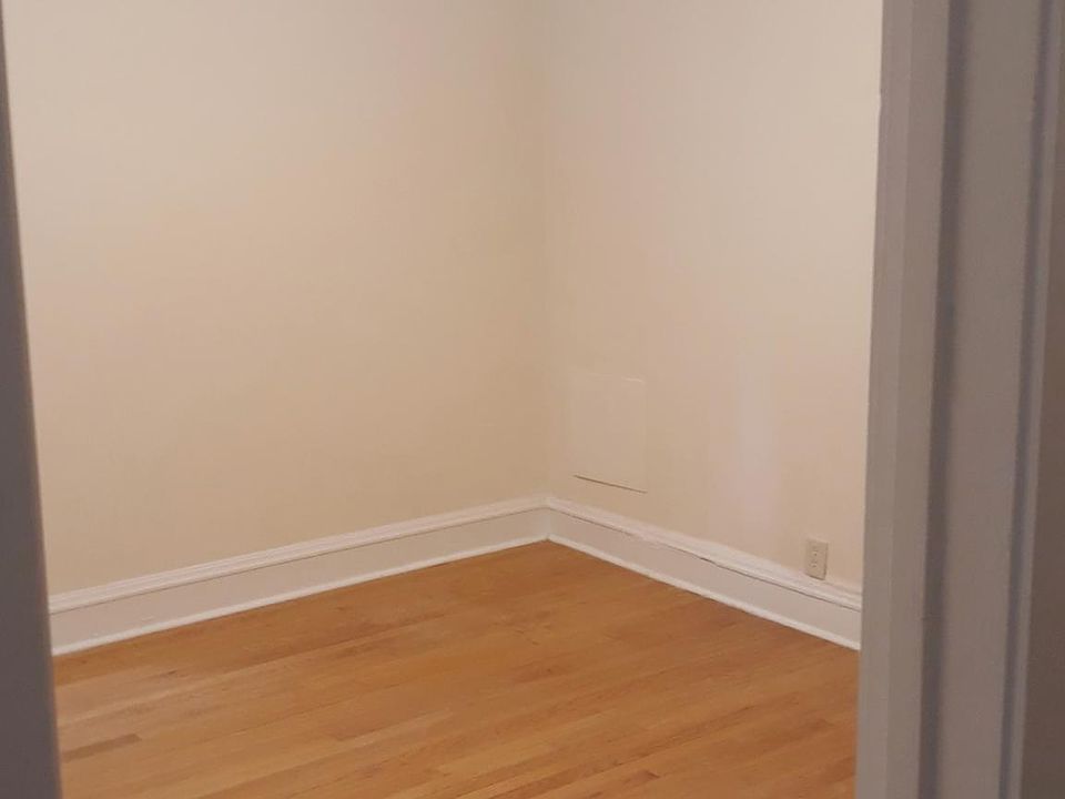 1st image of 2632 W Winnemac Ave #2W