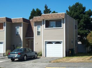 5913 20th Ave NW, Seattle, WA 98107
