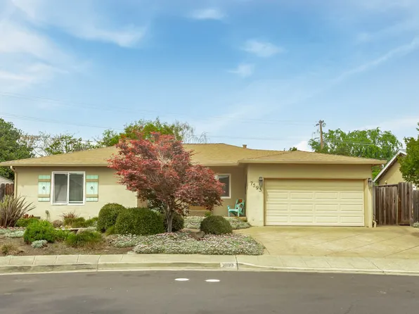 7593 Knollwood Pl, Dublin, CA 94568