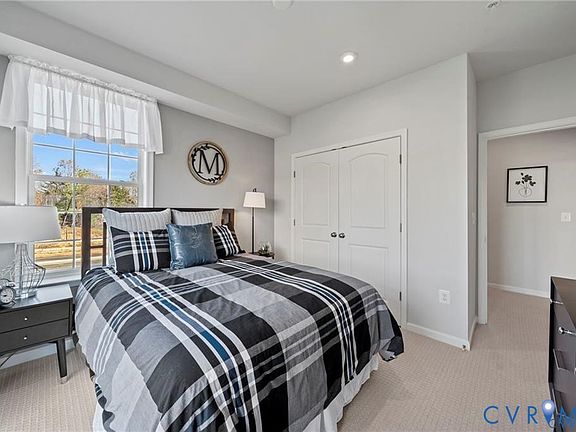 4th image of 9887 Tuco St Unit A