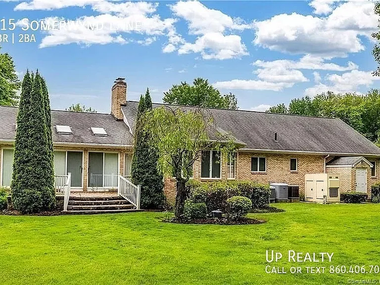 115 Somerwynd Ln — Photo 1