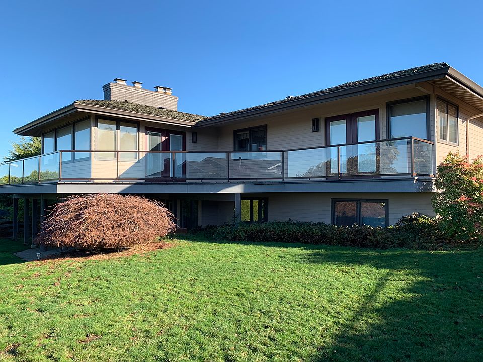 2nd image of 1615 9th Ave N