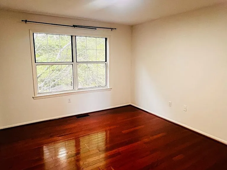 5001 Tarpon Ln — Photo 10