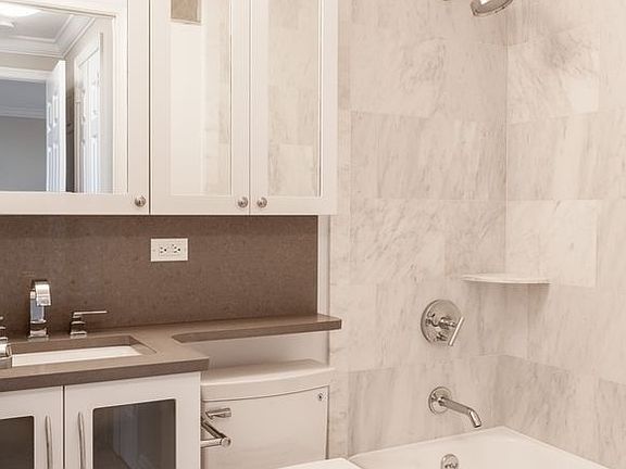 4th image of 182 E 95th St APT 26D