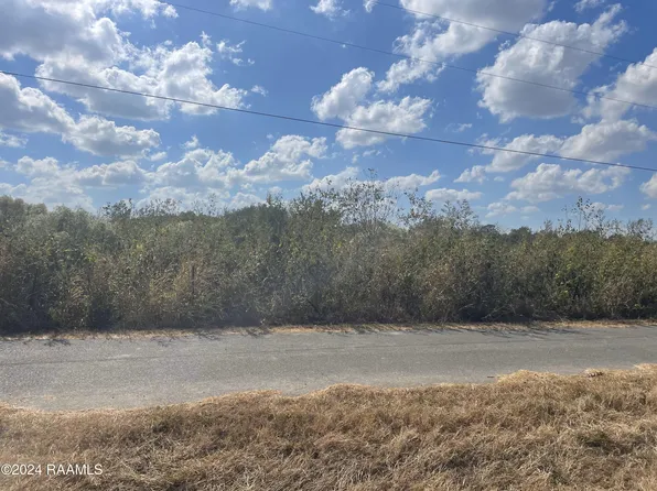 Fernwood Rd, Ville Platte, LA 70586