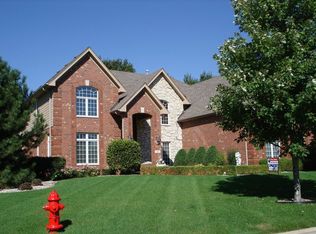 8825 W 83rd Pl, Justice, IL