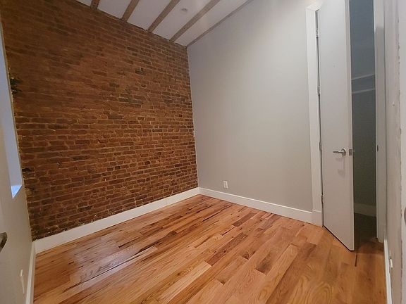 4th image of 873 Saint Johns Pl APT 1
