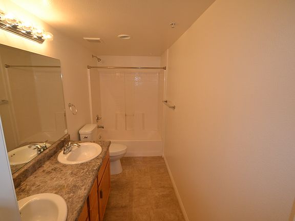 5th image of 12046 S Broadway