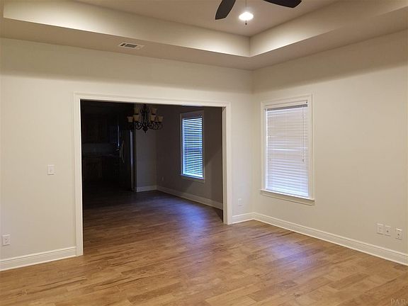 2nd image of 1010 E Hatton St