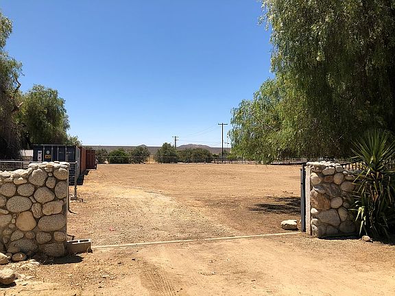 4th image of 30199 Amber Ln