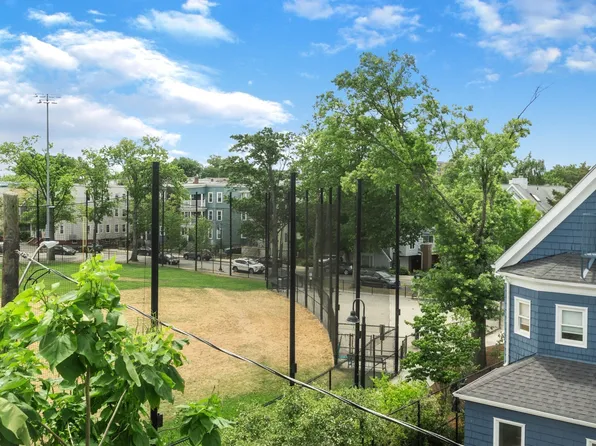 22-24 Bowdoin St, Somerville, MA 02143