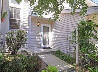 5252 Silver Maple Cir, Minnetonka, MN 55343