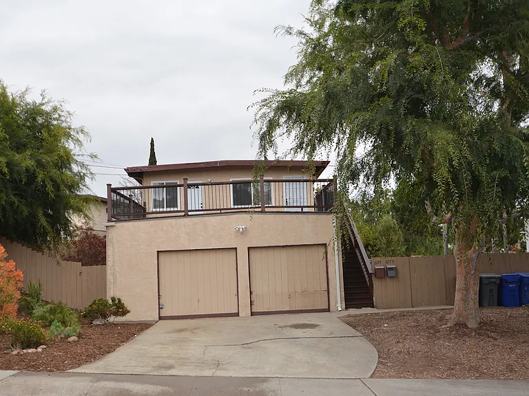 6175 Stanley Dr — Photo 1