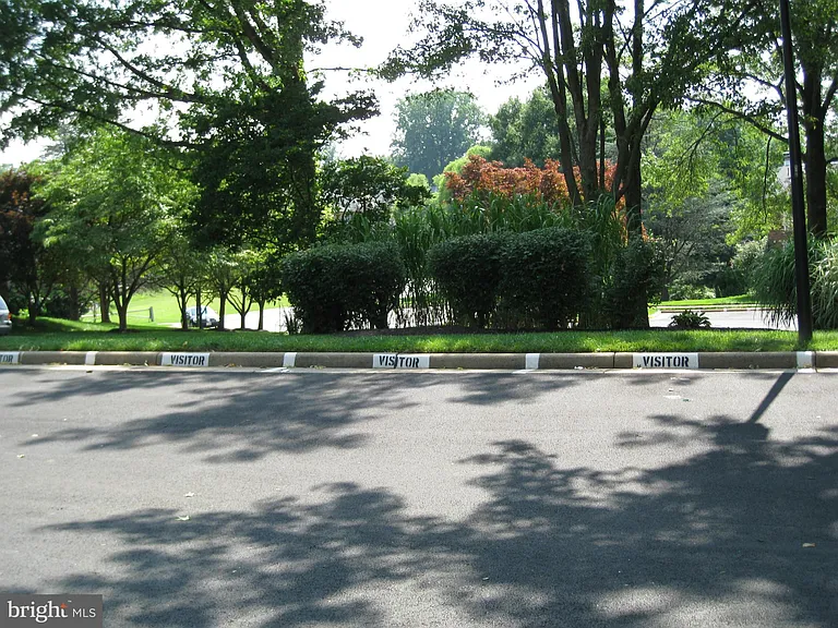 2125 Preston Square Ct — Photo 21