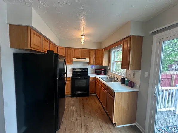 318 W 12th St, Front Royal, VA 22630