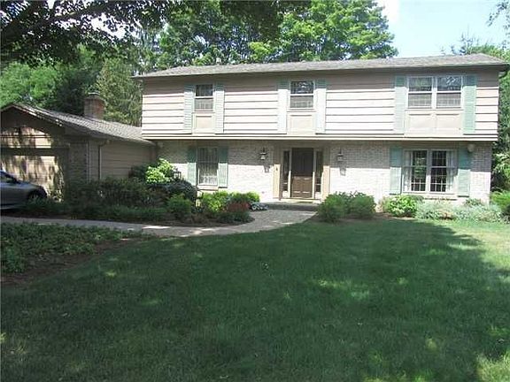 2nd image of 36 Warder Dr