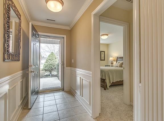 3rd image of 2757 Waywood Dr