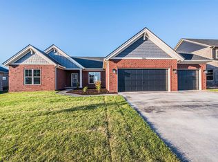 9941 Creamery Ln, Bowling Green, KY