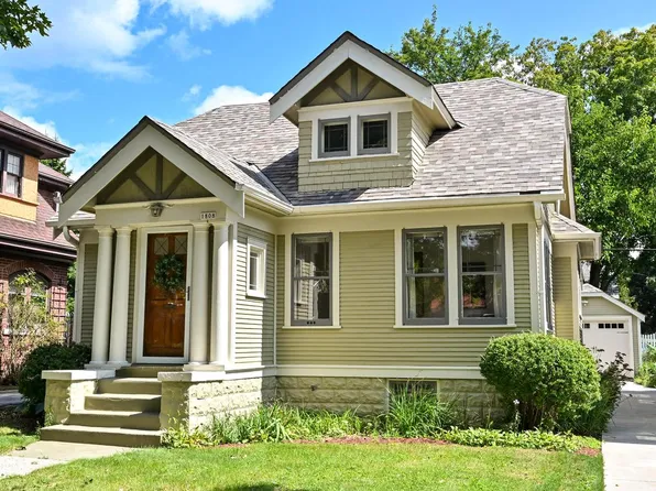 1808 North 59th STREET, Milwaukee, WI 53208