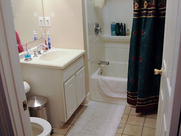 Large second floor BR