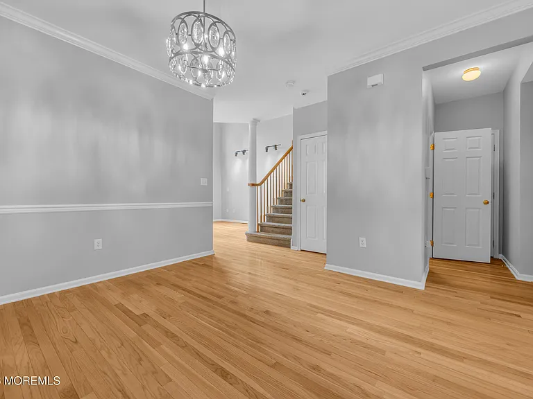 10 Deepwater Cir — Photo 5