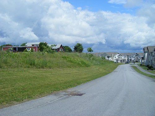 2nd image of 2737 State Route 9