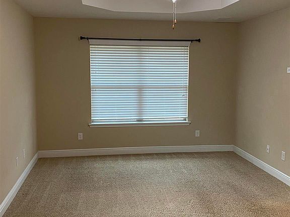 5th image of 1290 Boat Tail Ct