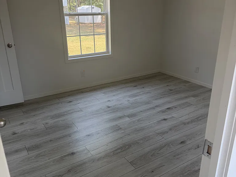 129 Walnut Dr — Photo 6