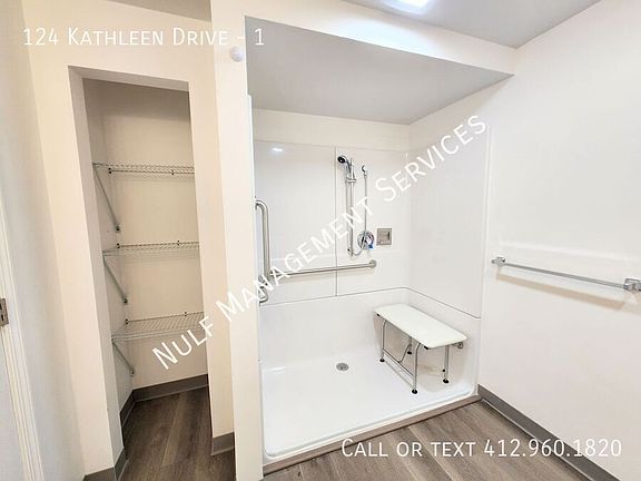 4th image of 124 Kathleen Dr #1