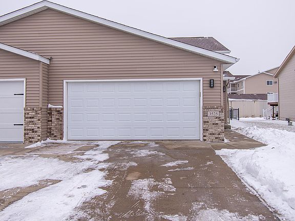 2nd image of 3525 Eagle Run Ln