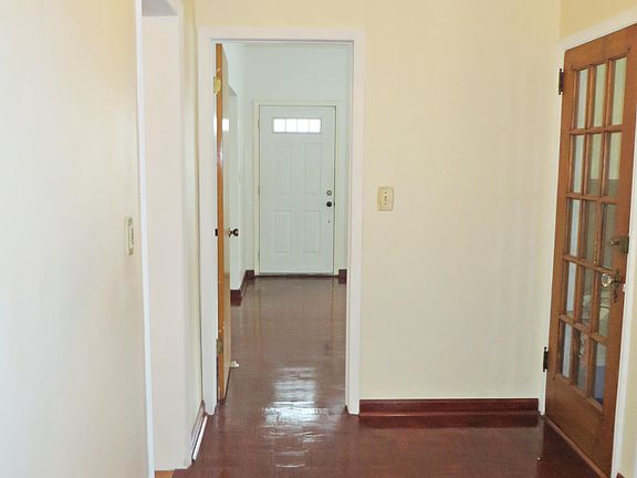 2nd image of 17 Linden Ave