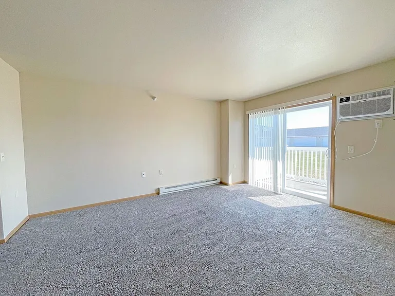 Northern Plains Apartments — Photo 6