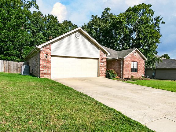 2nd image of 18 High Plains Dr