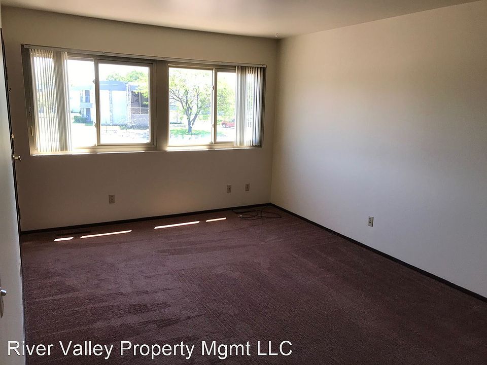 1026 W MacArthur Ave Apartment Rentals Eau Claire, WI Zillow