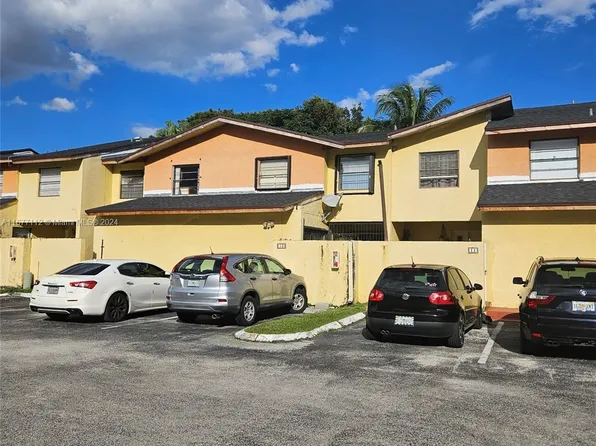 9660 Fontainebleau Blvd APT 10, Miami, FL 33172