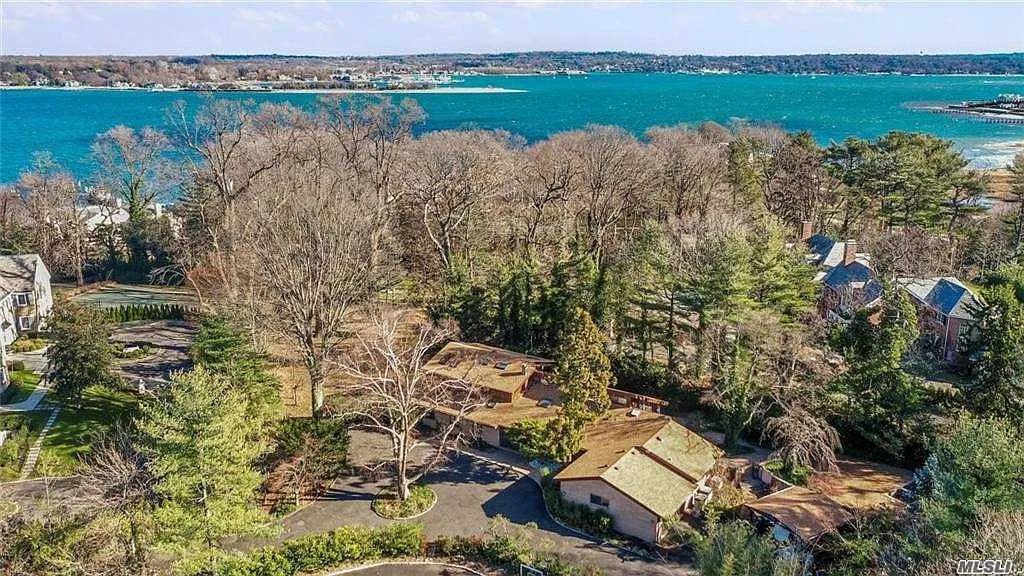8 Eagle Point Dr photo 1