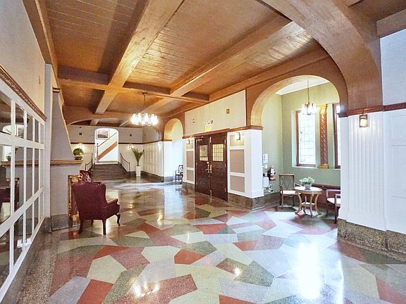 5th image of 215 Hart Blvd APT 3A
