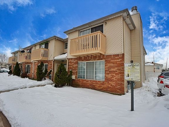 4th image of 266A Bruckner Ave #A